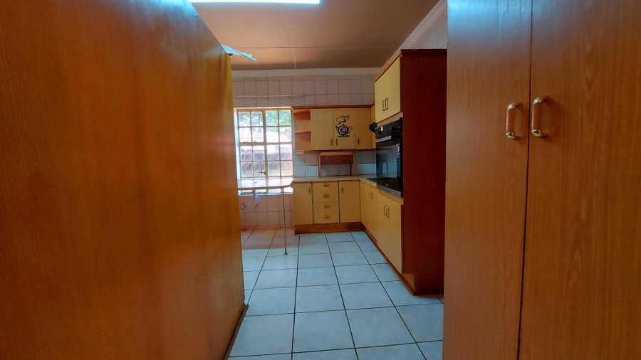 3 Bedroom Property for Sale in Meerhof North West